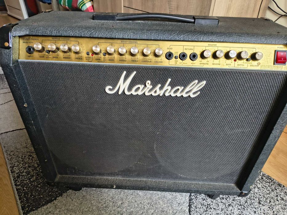 Marshall Valvestate 8240 (S80) Stereo Chorus – 2x12 Combo + Футсуич