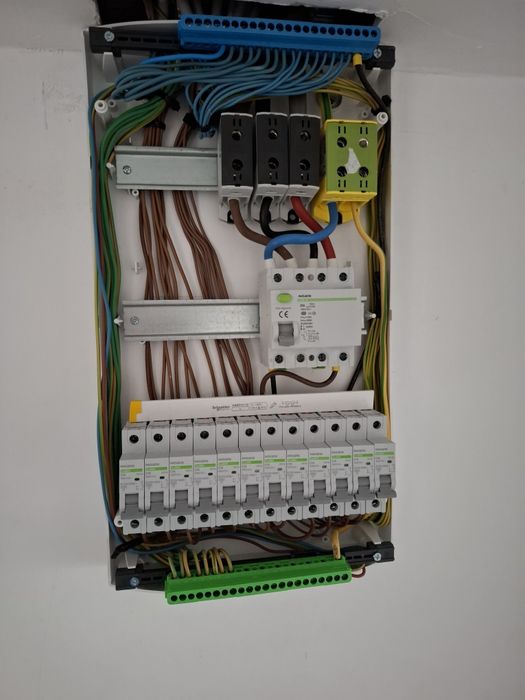 Instalator & Electrician