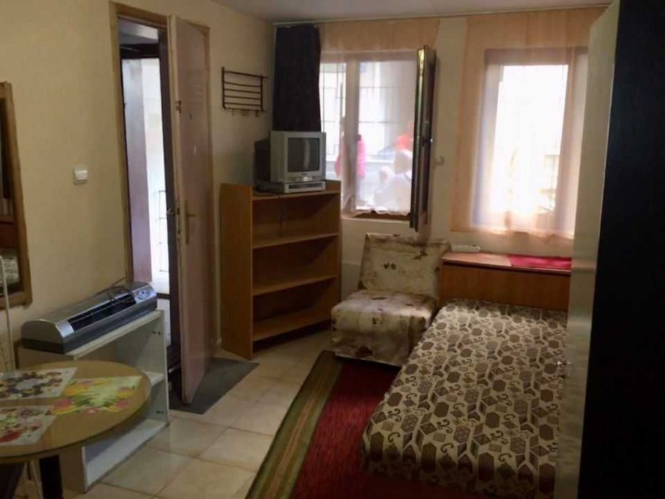 Дава се под наем Едностаен апартамент в Бургас, Възраждане - 30 кв.м за 76.5 € - Снимка #5