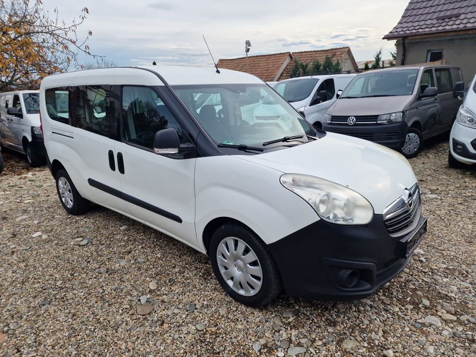 Opel Combo 2016  1.6 diesel 5 locuri maxi