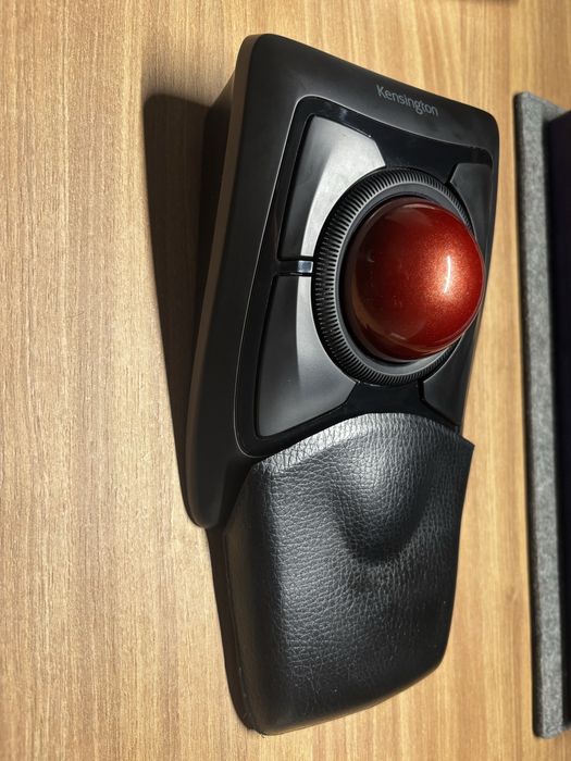 Kensington expert mouse wireless trackball