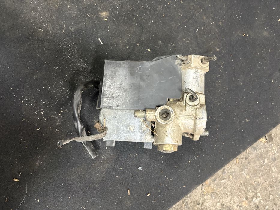 Mercedes w124 2.0i ABS АБС Помпа