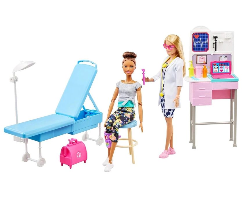 Барби-доктор с клиника