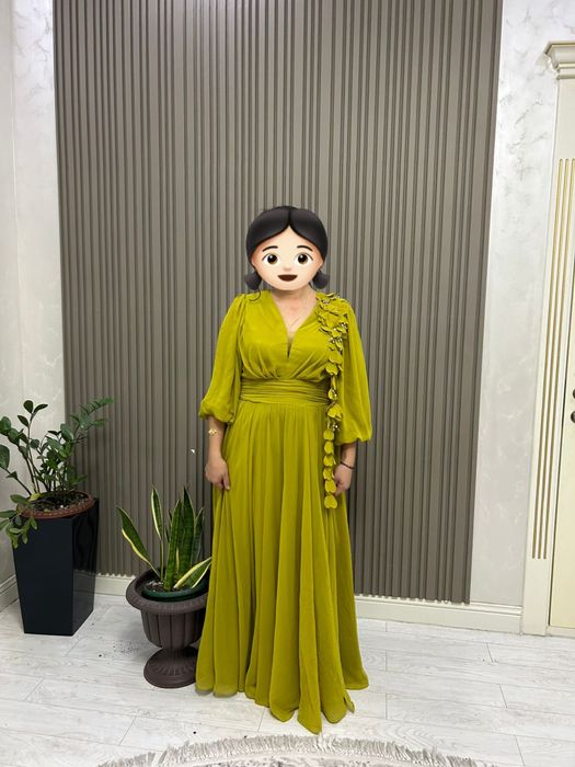 Продам платье на той 48