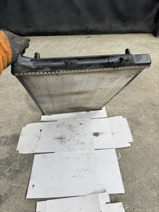 Radiator apa passat b6 cod motor bkp