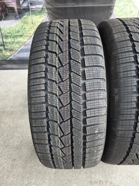 225/40/19 Continental 2бр