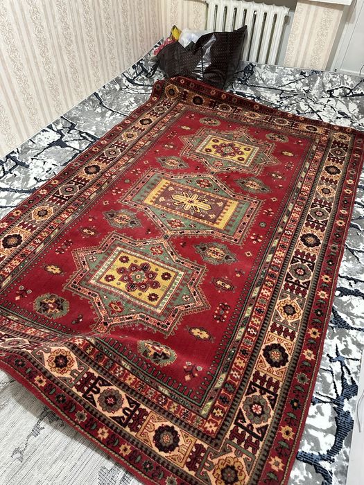 Продам Ковер 3/1.9 в идеальном состоянии