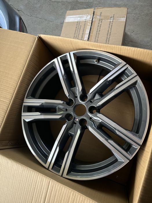 Bmw g30/g20/g14/g15/g16 джанти style 727M с гуми continental дот 02/24