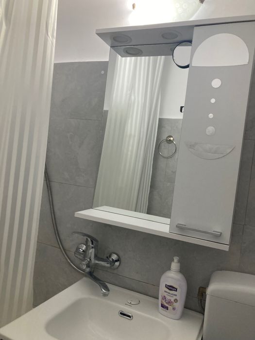 Se închiriază garsonieră în Pașcani