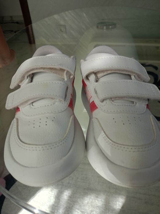 Маратонки Adidas