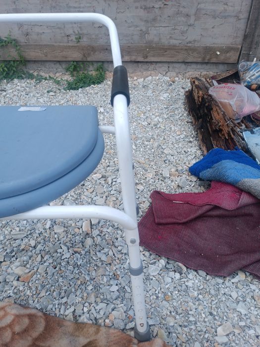 Инвалидное кресло