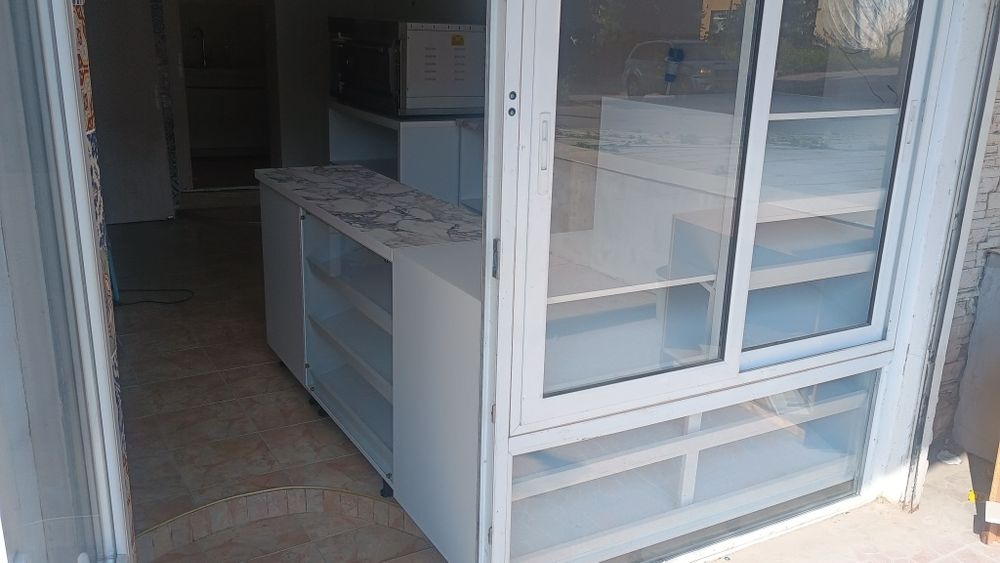 Мебели по поръчка