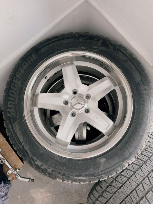 Зимнии шины с дисками 285/50R20