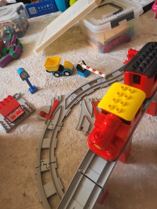 Паровоз с составом и рельсами, Lego Duplo