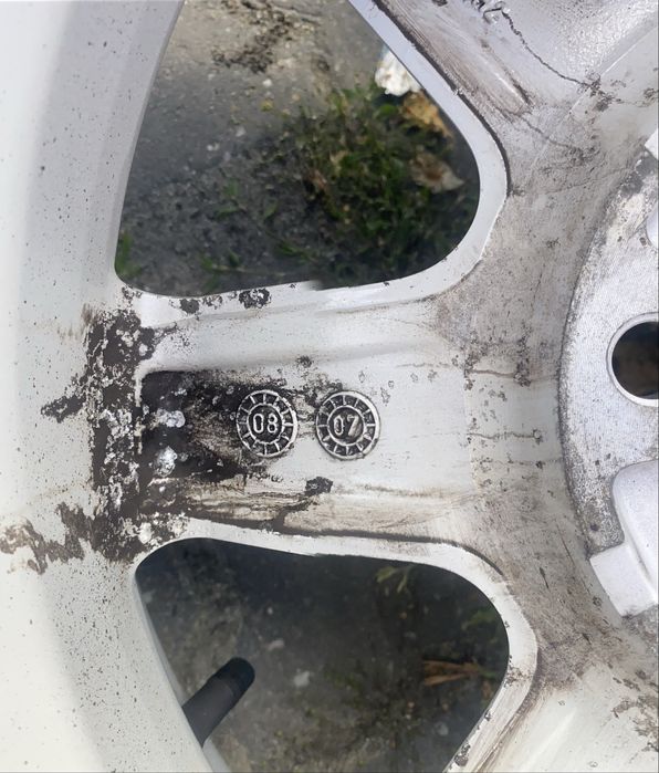 Джанти с зимни гуми 16 цола за BMW