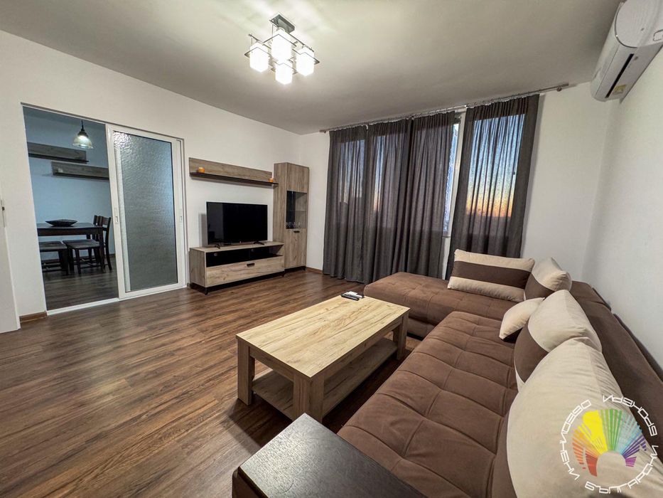 Дава се под наем Тристаен апартамент в Бургас, Славейков - 100 кв.м за 714 € - Снимка #2