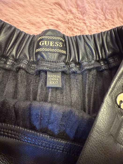 Кожена пола Guess