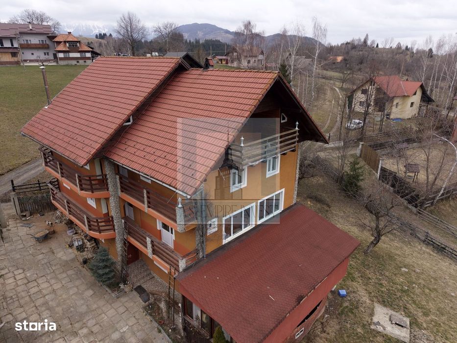 Pensiune 17 camere - zona Bran