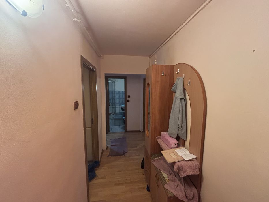 Vand apaetament 2 camere calan