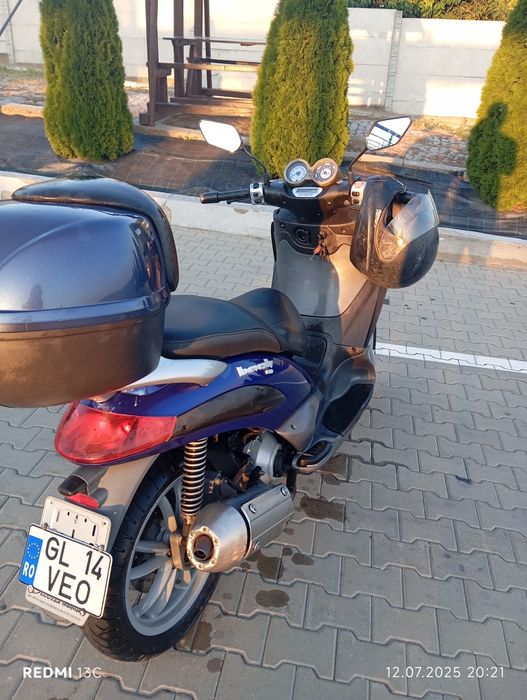 Scuter Piaggio Beverly 200cc