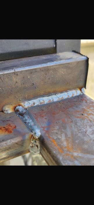 Casute pe structura metalica, modulare, casute moderne la cheie.