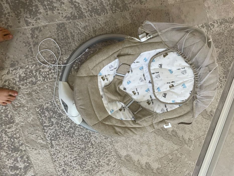 Продам детский электрический шезлонг
