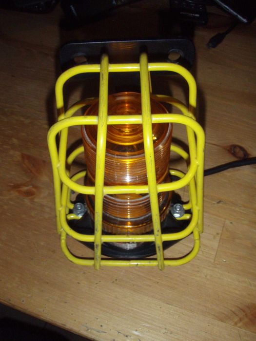 Lampa de avertizare tip stroboscop cu xenon MeteorLite 5 12-80 Vcc USA