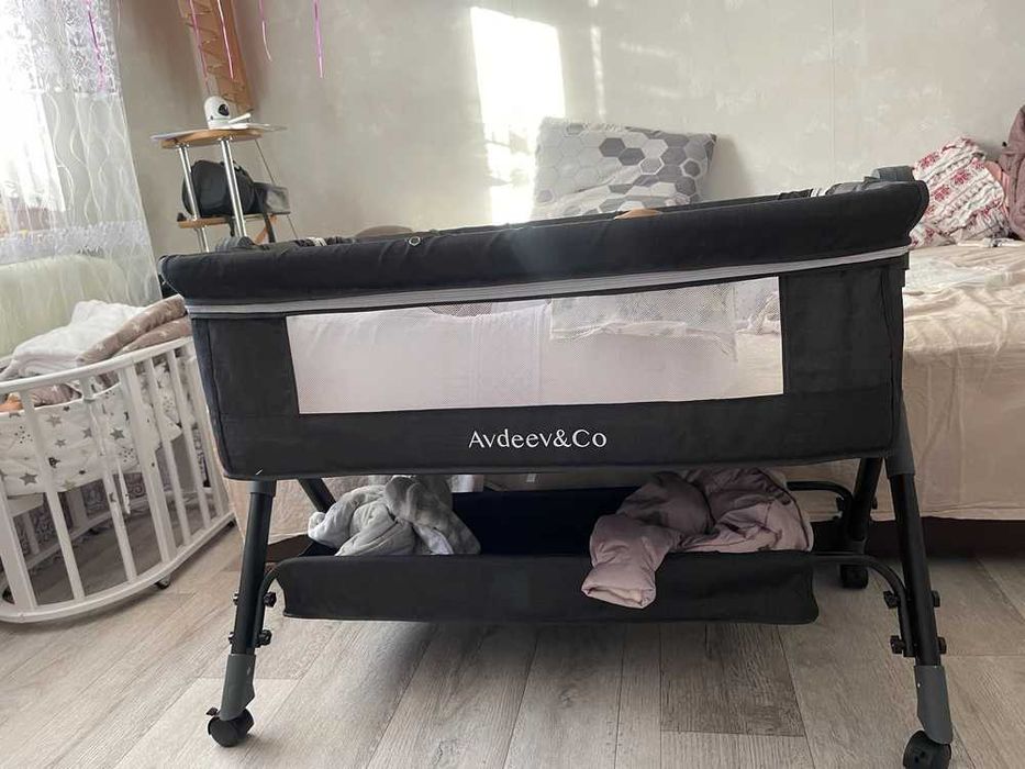 Детская кроватка  многофункциональная 4 в 1