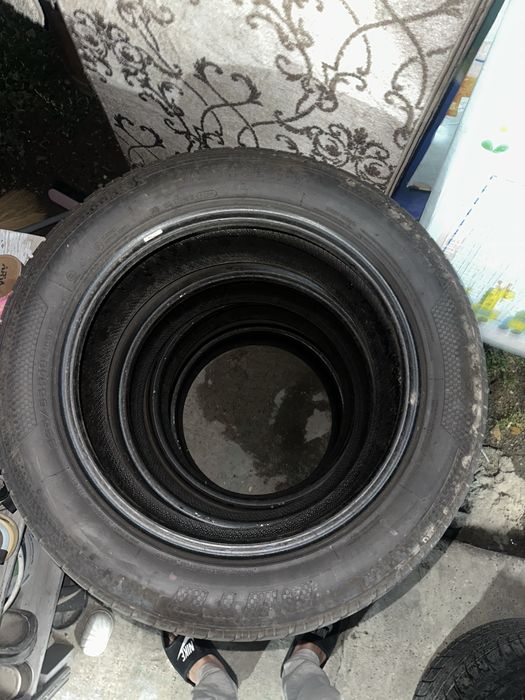 Проадам резуну BOTO VANTAGE-H7 235/55 R18