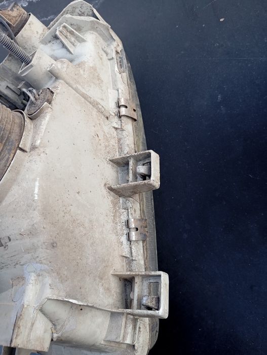 Фарове Nissan Micra K11