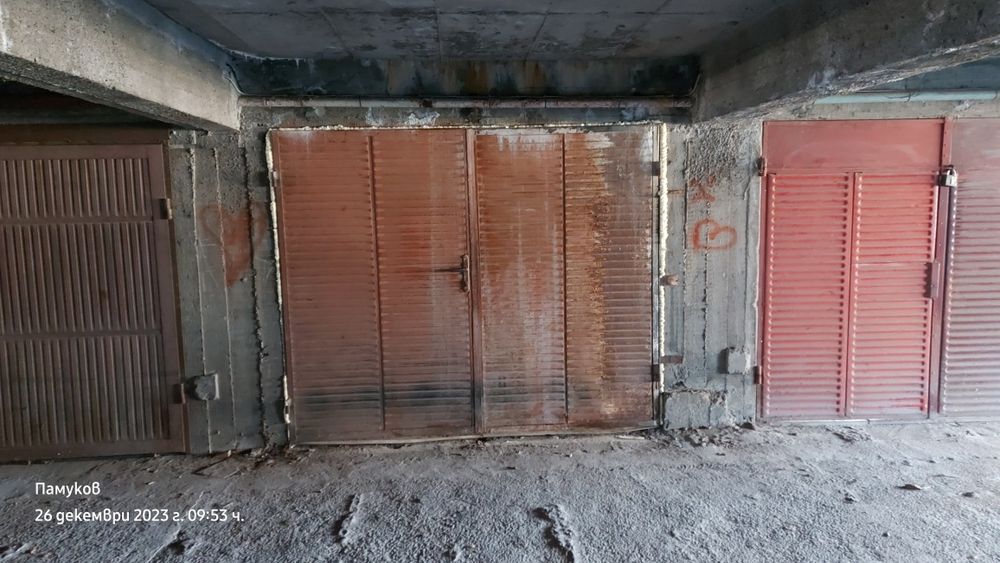 Продава се Гараж / Паркомясто в Велико Търново, Колю Фичето - 18 кв.м за 1134 €/кв.м - Снимка #1