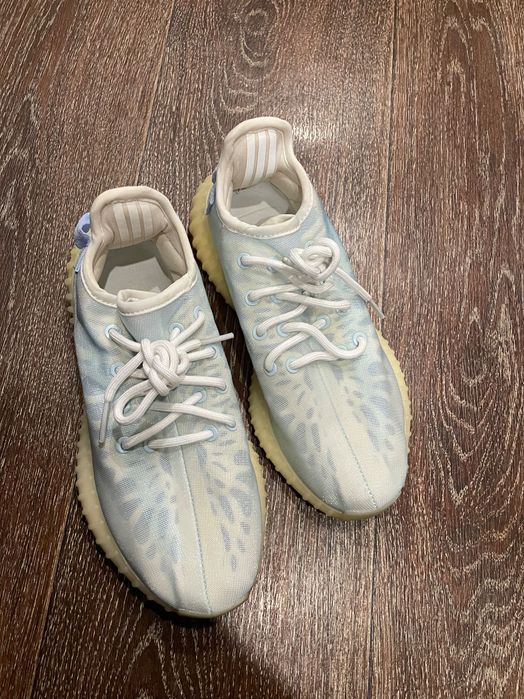 Кроссовки женские летнии