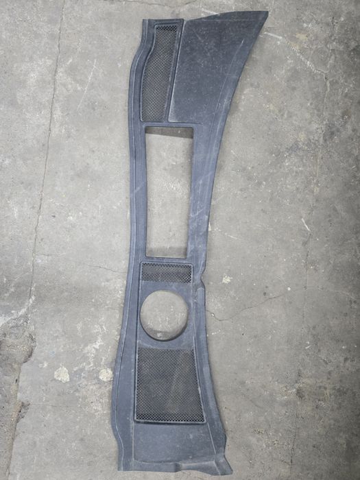 Накладка короба воздухоприток Audi A6 97-04