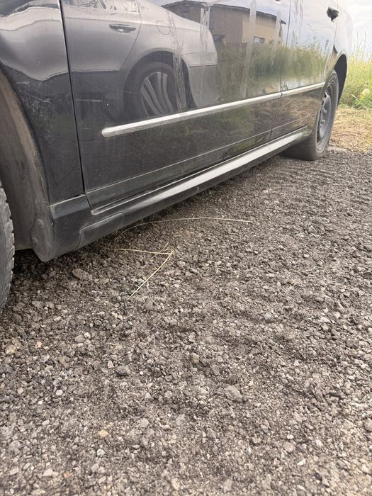 Praguri laterale bara spate vw passat b6 break R-line