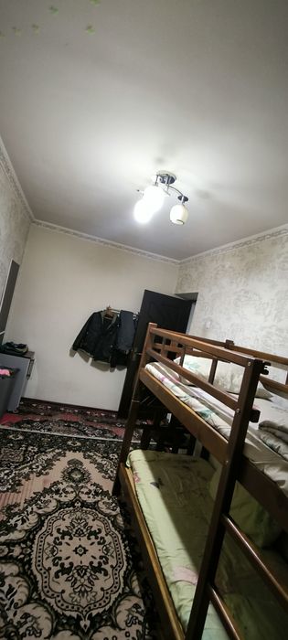 Уй сотилади хамма шароитлари бор