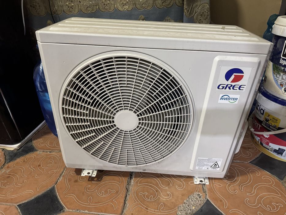 Gree kondisioner sotiladi 12 inverter