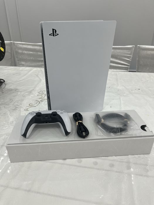 Продам Play Station 5