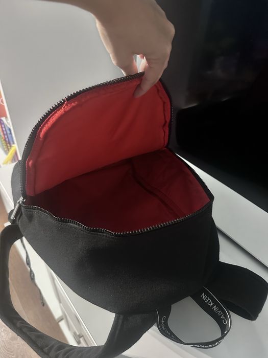 Ghizodan Calvin klein