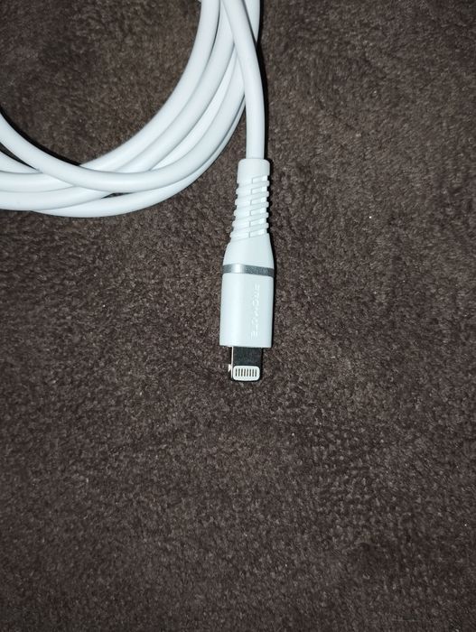 Cablu lightning pentru dispozitive apple