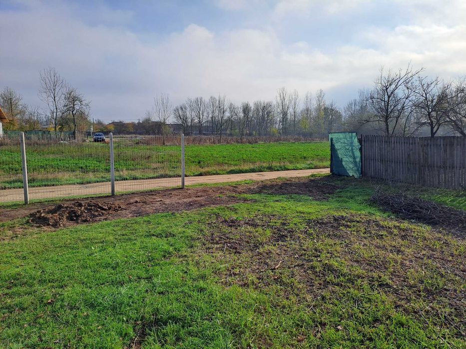 Vand teren intravilan 1500 mp - in centrul comunei Recea, județul Arges