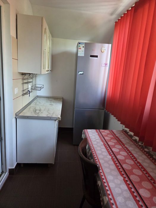 Inchiriez apartament Stefanestii de Jos