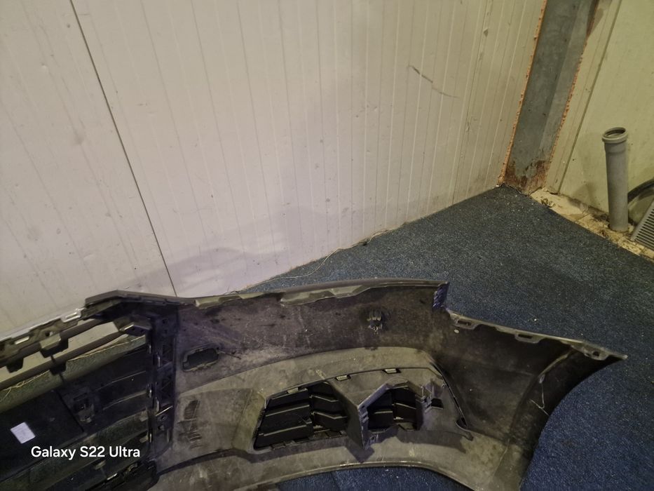 Bara fata cu grile audi a4 b9