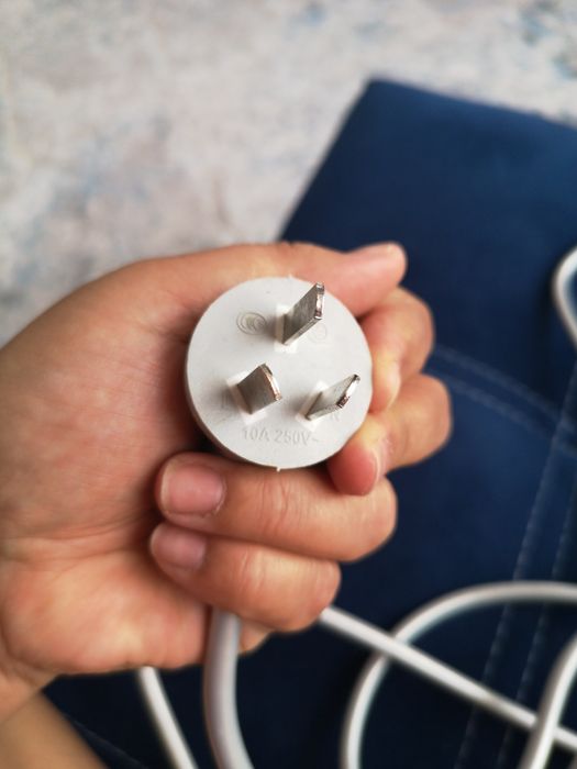 Профессиональный фен Jingdi 2800W