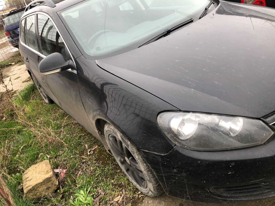 Piese din dezmembrari VW Golf 6 combi, 1.6 diesel CAYC DSG negru LC9X