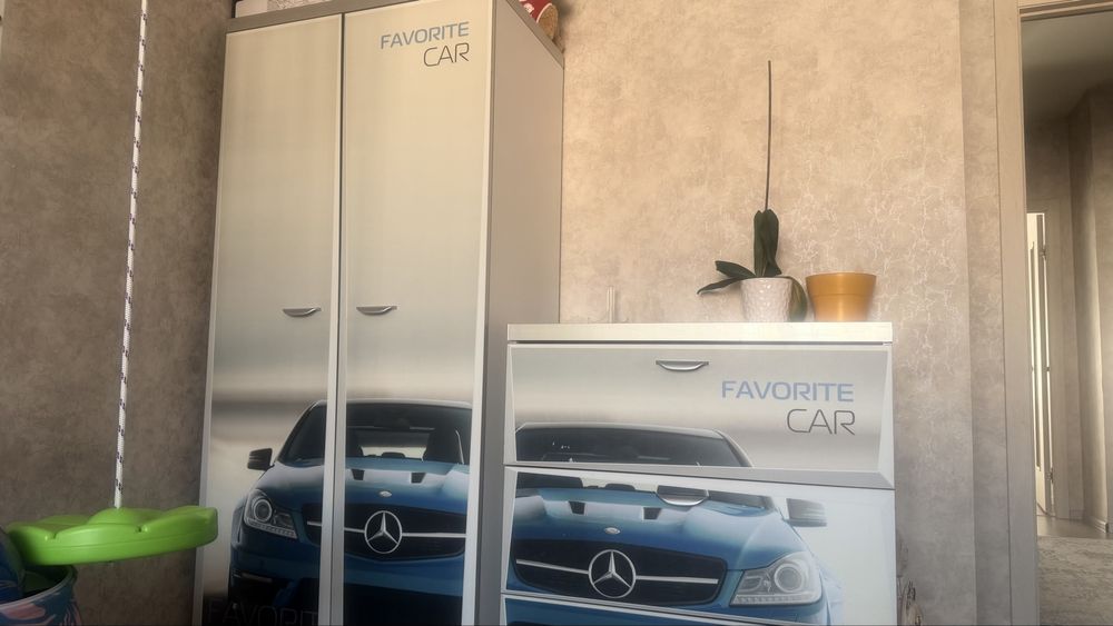 Продам кровать машину