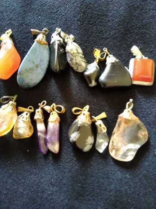 Лот полускъпоценни камъни-14 бр.висулки-Коледна промоция