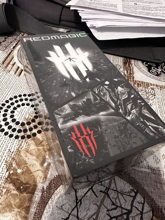 Продам игравой телефон