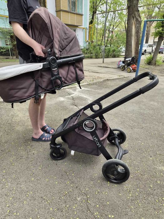 Детская коляска-трансформер Chicco Urban