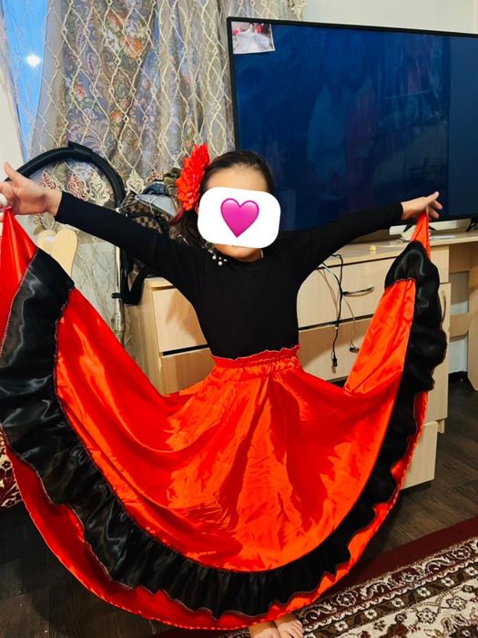 Продам платье : узбекский , испансикий, грузинский