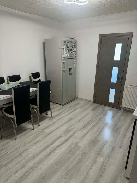 Apartament 2 camere de vânzare – Câmpulung, cartier Vișoi (lângă Școala nr. 7)